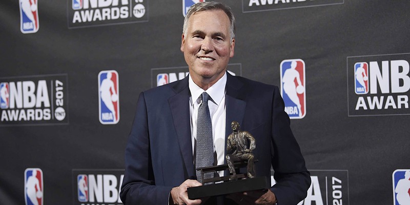 Mike D'Antoni từ nâng tầm Rockets đến danh hiệu HLV hay nhất năm