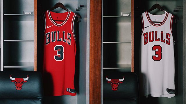 Hai mẫu áo Association và Icon Edition của Chicago Bulls. Hai mẫu áo Association và Icon Edition của Chicago Bulls.