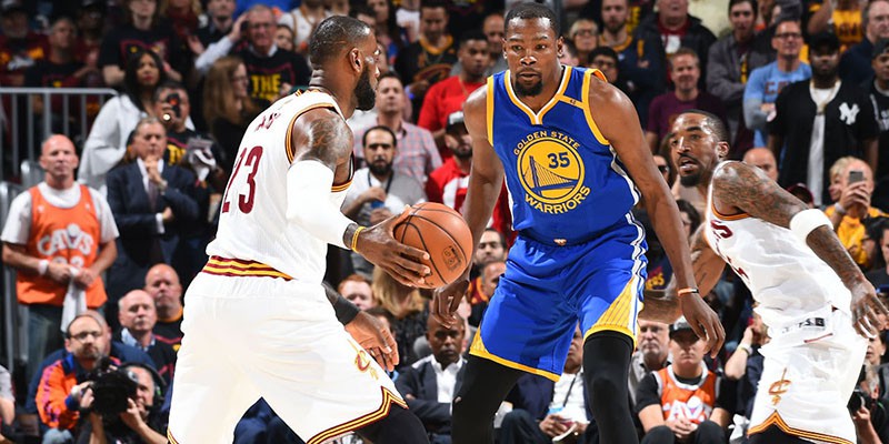 “Super team” Golden State Warriors chẳng phải không có điểm yếu