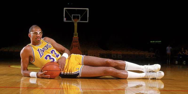 Abdul-Jabbar vẫn là MVP chung kết cao tuổi nhất NBA hết năm 2017