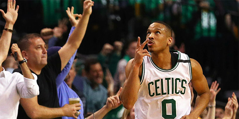 Avery Antonio Bradley - Cái giá của sự trung thành!