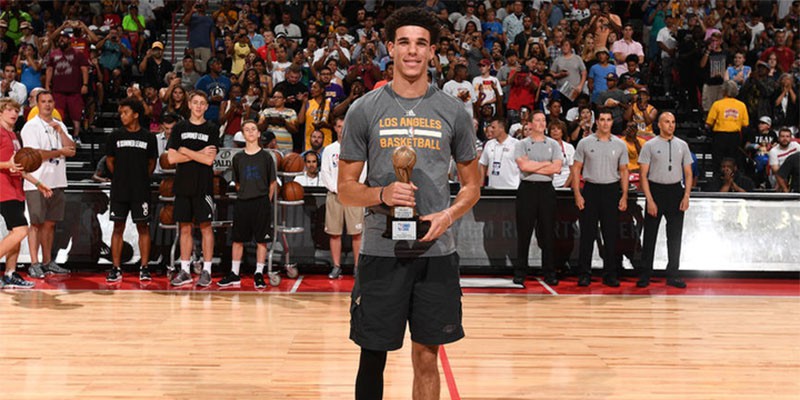 Lonzo Ball ra mắt ấn tượng tại NBA Summer League (Kỳ 2)