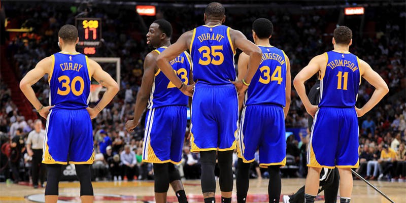 Chuyên đề Warriors: Muốn Golden State gục ngã, hãy chờ tới 2019