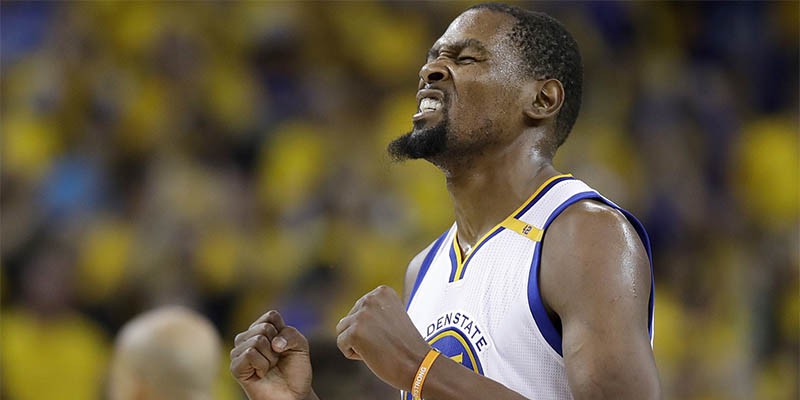 Kevin Durant chịu thiệt 10 triệu USD hỗ trợ Golden State Warriors