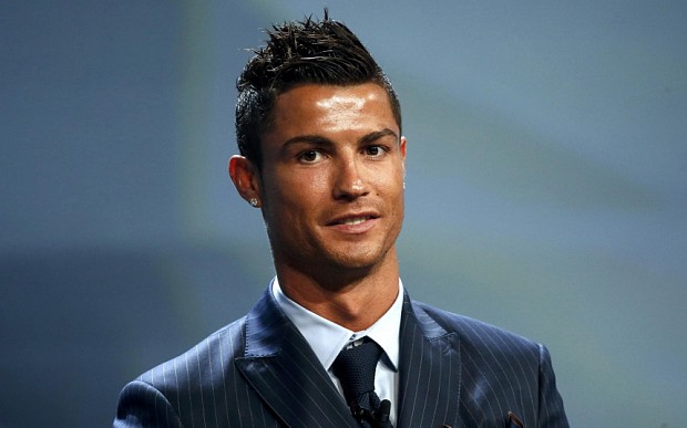Theo tờ AS, Cristiano Ronaldo đ&atilde; đồng &yacute; mọi điều khoản trong hợp đồng mới với Real Madrid.