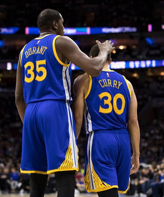 Curry chơi tồi? Chẳng sao cả, đã có Kevin Durant Curry chơi tồi? Chẳng sao cả, đã có Kevin Durant