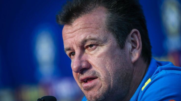 Dunga ước gì được nhân bản Neymar ở ĐT Brazil