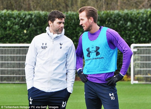 Tottenham “trói chân” Harry Kane bằng hợp đồng kỷ lục