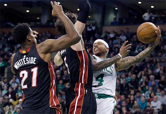Isaiah Thomas c&oacute; trận đấu hay nhất trong sự nghiệp