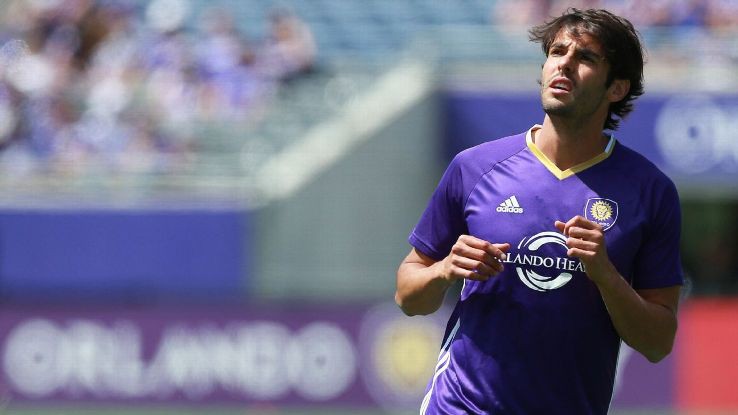 Kaka rút khỏi Copa America