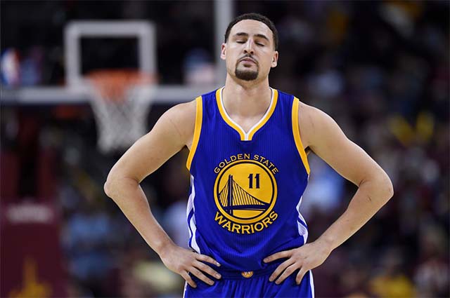 Klay Thompson đang có phong độ thực sự đáng báo động. Klay Thompson đang có phong độ thực sự đáng báo động.