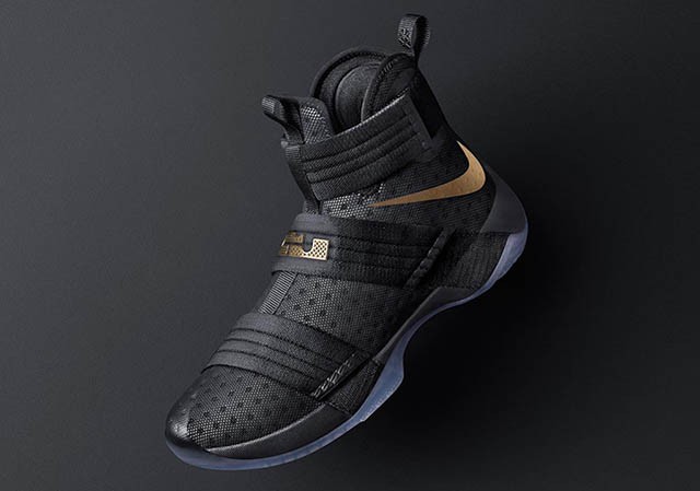 Soldier X, mẫu gi&agrave;y m&agrave; LeBron mang trong hầu hết chiến dịch Playoffs năm 2016