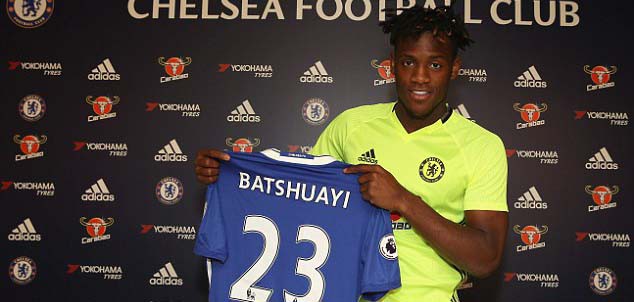 Premier League đang mất kiểm soát giá trị cầu thủ