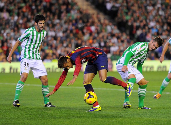 La Liga, 01h30 ngày 01/05, Betis – Barca: Coi chừng địa chấn