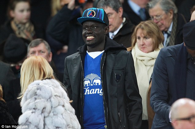 Oumar Niasse mới đ&aacute; 29 ph&uacute;t d&ugrave; trong Top 3 kỷ lục chuyển nhượng của Everton.