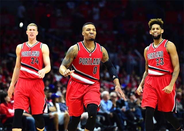 Blazers đang là đội bóng có thành tích ghi điểm trung bình vào loại cao tại NBA với 108,4 điểm. Blazers đang là đội bóng có thành tích ghi điểm trung bình vào loại cao tại NBA với 108,4 điểm.