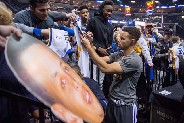 Những si&ecirc;u sao cỡ như Stephen Curry của Golden State Warriors dễ đạt mức lương trần.