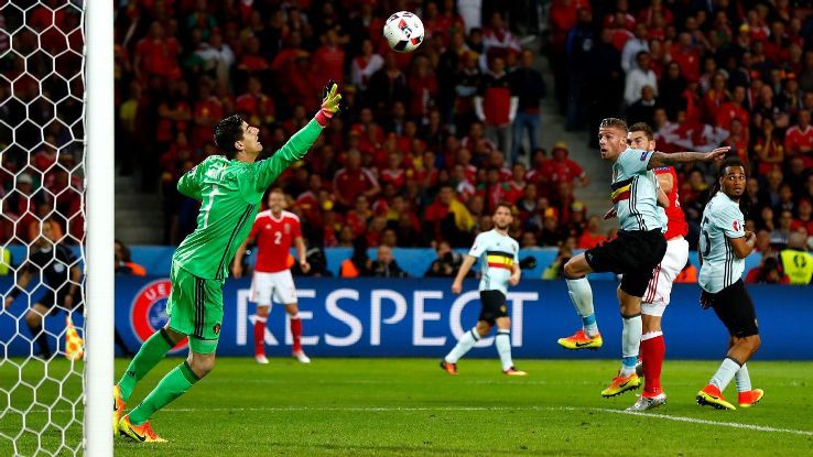 Thibaut Courtois tin rằng Marc Wilmots phải chịu tr&aacute;ch nhiệm ch&iacute;nh khi Bỉ thua Wales.