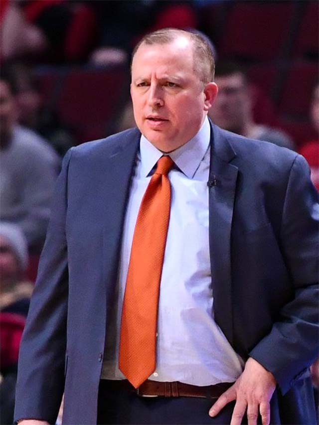 Huấn luyện vi&ecirc;n Tom Thibodeau c&oacute; lần trở lại th&agrave;nh phố Chicago đầy cảm x&uacute;c.