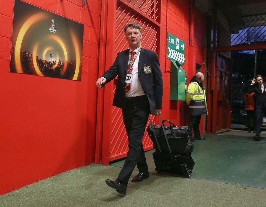 Bản tin chiều ngày 21/05: Mourinho thay Van Gaal trong 24 giờ tới