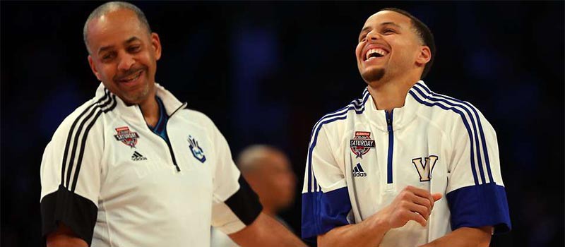 NBA ngày 11/03: Steph Curry ghi điểm vượt một người đặc biệt