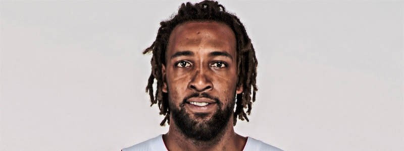 Cleveland Cavaliers ký hợp đồng 10 ngày với Derrick Williams