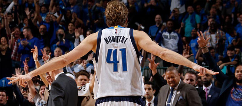 NBA ngày 08/03: Dirk Nowitzki gia nhập câu lạc bộ 30.000 điểm