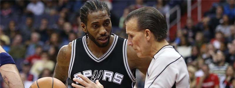 Kawhi Leonard - Bàn tay to thành lỗ rò của Spurs