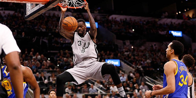 Câu chuyện NBA: 18 tuổi mới xách bóng ra sân thi đấu có quá muộn?