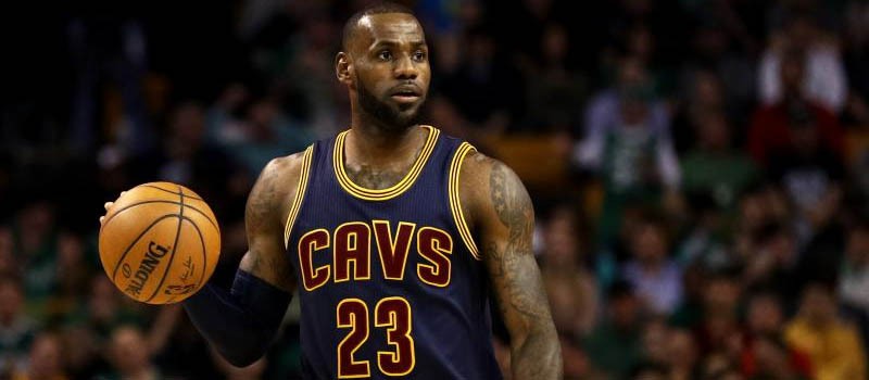 NBA ngày 04/03: LeBron James khiến cuộc đua MVP hết sức thú vị