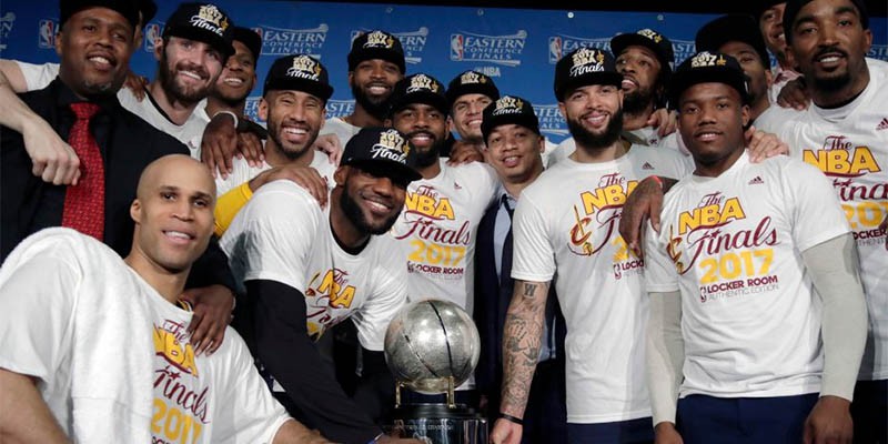Cavaliers đánh bại Celtics 4-1 để gặp lại Warriors ở chung kết