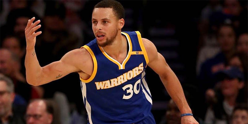 Tại sao Steph Curry vẫn xứng đáng giành MVP mùa này?