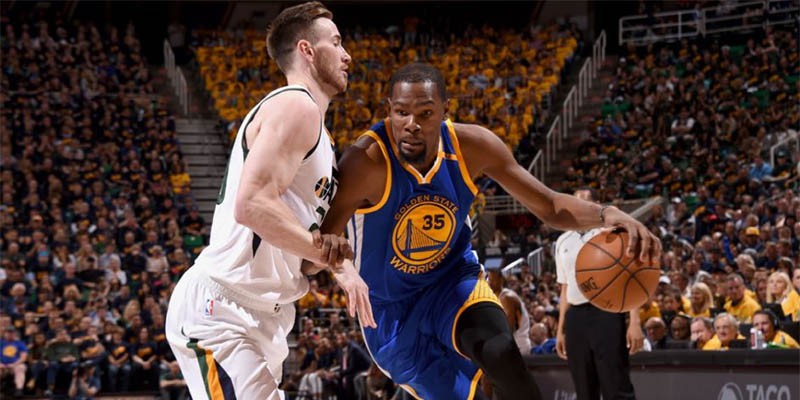 Kevin Durant chứng tỏ vì sao BLĐ Warriors theo đuổi anh là đúng