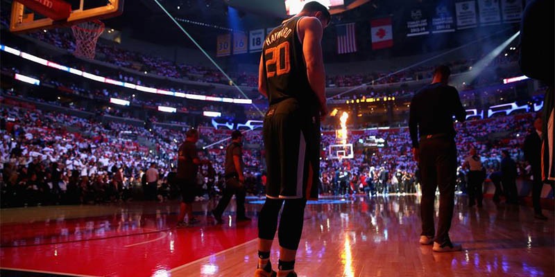 Vì sao Utah Jazz bất thường nhất tại vòng 1 NBA Play-off?