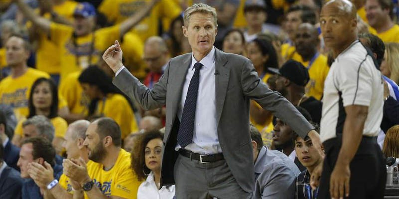 Dự đoán chung kết NBA 2017: Steve Kerr có thể trở lại tại game 2