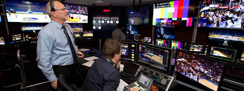 NBA thu hẹp quyền trọng tài để trận đấu bớt “giờ chết”