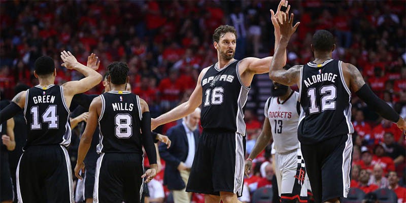 Không Kawhi Leonard? Không sao vì Spurs còn có LaMarcus Aldrige!