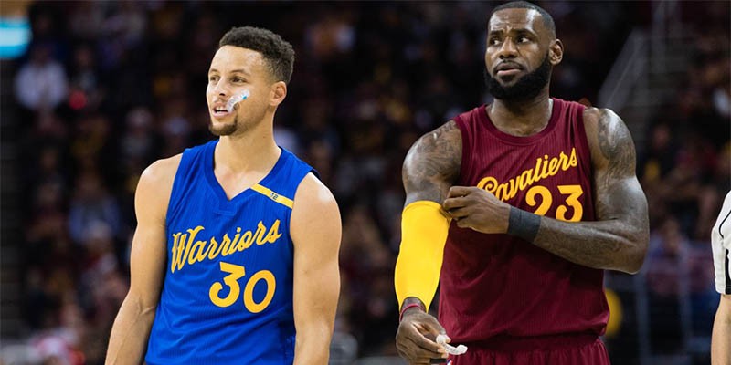 2 năm bất ngờ Warriors và Cavaliers thành kỳ phùng địch thủ!
