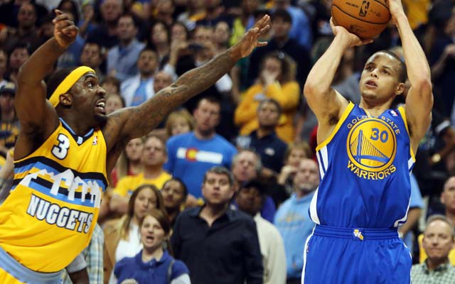 Denver phải tìm cách kèm một lúc 4 xạ thủ trong trận gặp Golden State tới đây. Denver phải tìm cách kèm một lúc 4 xạ thủ trong trận gặp Golden State tới đây.