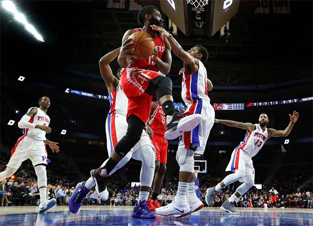 Mọi nỗ lực của Detroit Pistons l&agrave; kh&ocirc;ng đủ để hạ Houston Rockets c&oacute; James Harden qu&aacute; xuất sắc.