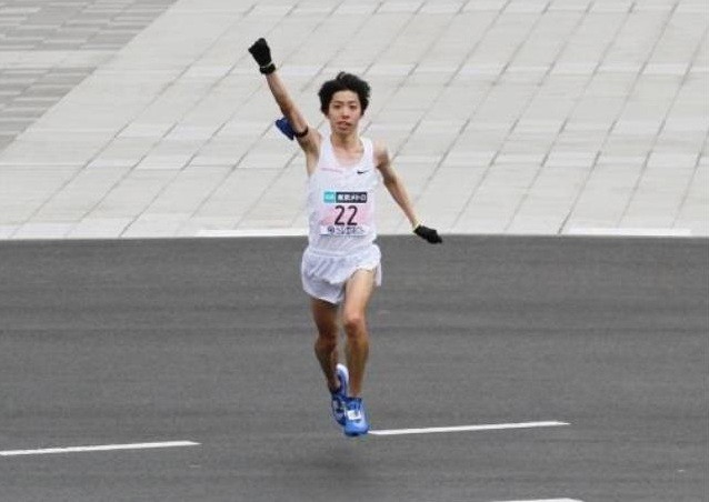 Á quân Nhật Bản nhận 1 triệu USD nhờ lập kỷ lục ở Tokyo Marathon 2018