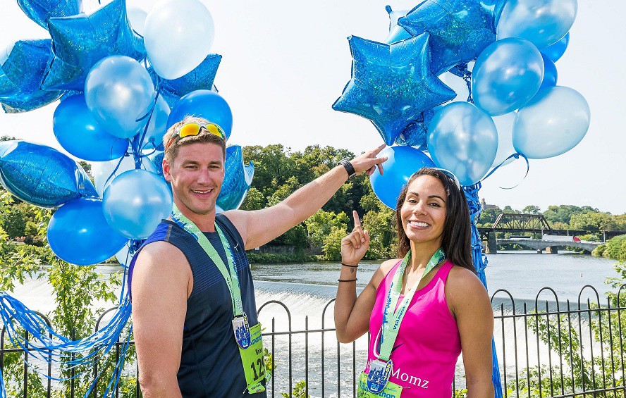 Bà bầu 5 tháng hoàn thành marathon mới biết giới tính con