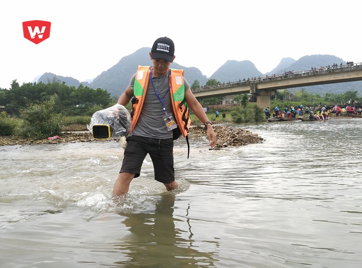 Cameraman của Đài truyền hình Quảng Bình Cameraman của Đài truyền hình Quảng Bình