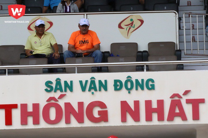Chuyên gia tốc độ Mỹ đến Việt Nam bàn đưa Tú Chinh đi tập huấn Mỹ