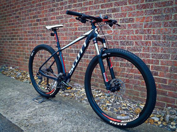 xe Scott scale 970 với b&aacute;nh 29 inch