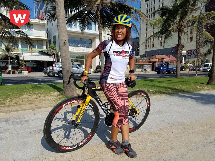 Gặp nữ VĐV U60 người Việt ý chí thép hoàn thành Ironman hơn 8 giờ