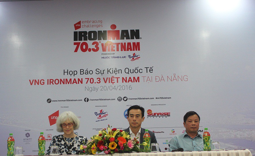 IRONMAN 70.3 Vietnam 2016: Chủ nhà áp đảo