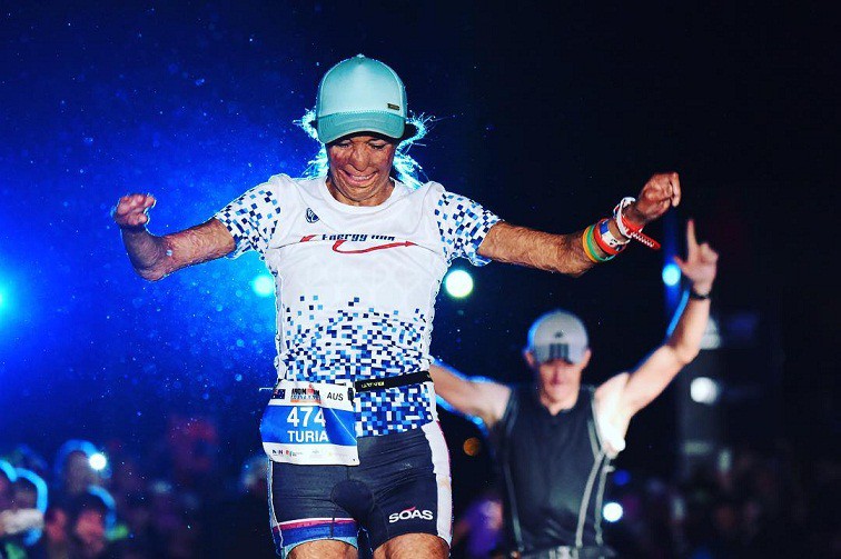 "Bông hồng thép" Turia Pitt: Bỏng nặng 64% vẫn hoàn thành IRONMAN