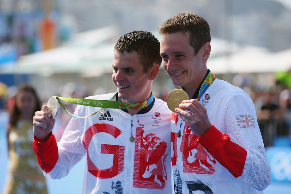 Olympic 2016: Anh em nhà Brownlee vẫn không có đối thủ