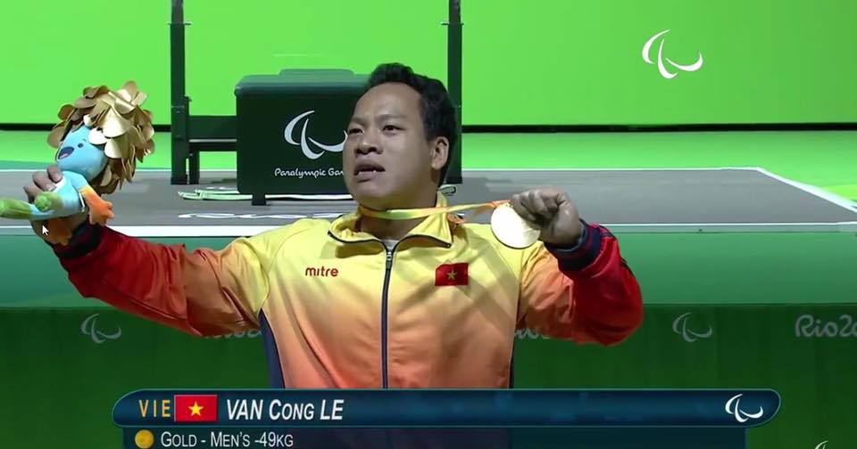 Rio 2016: Lê Văn Công lập KLTG, giành HCV đầu tiên ở Paralympic
